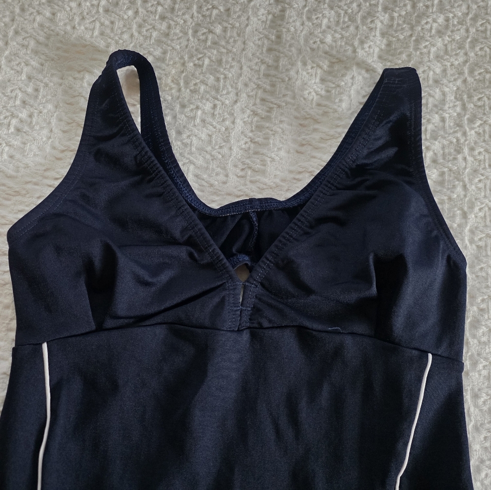 One Piece Workout Jumper - Picture 2 of 7